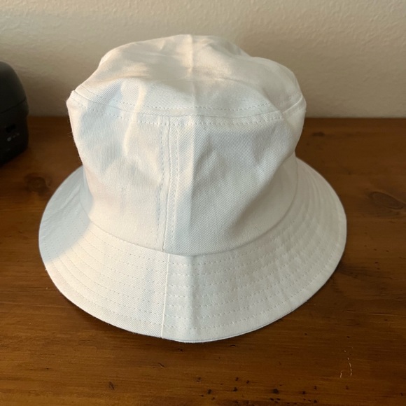 Bucket Hat - Picture 4 of 5